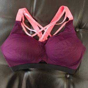 VSX Lightweight Strappy Sport Bra